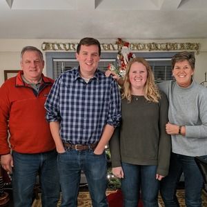 Meet your Posher, Pam